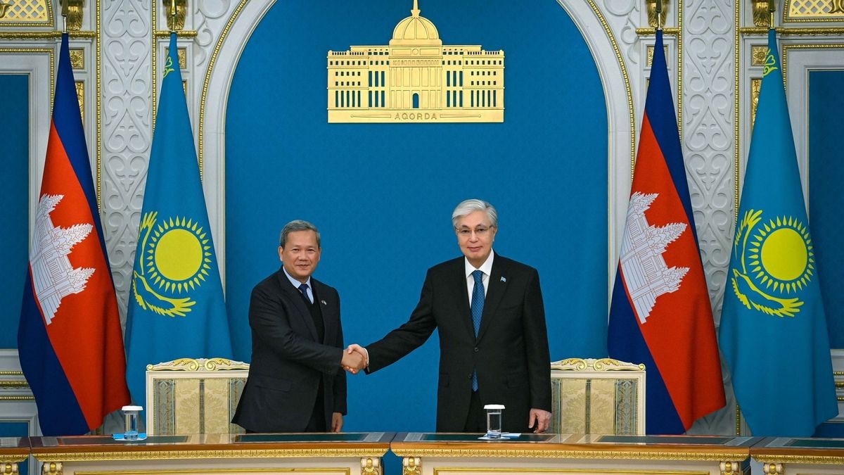 Тоқаев пен Хун Манет Астанада келіссөз жүргізді