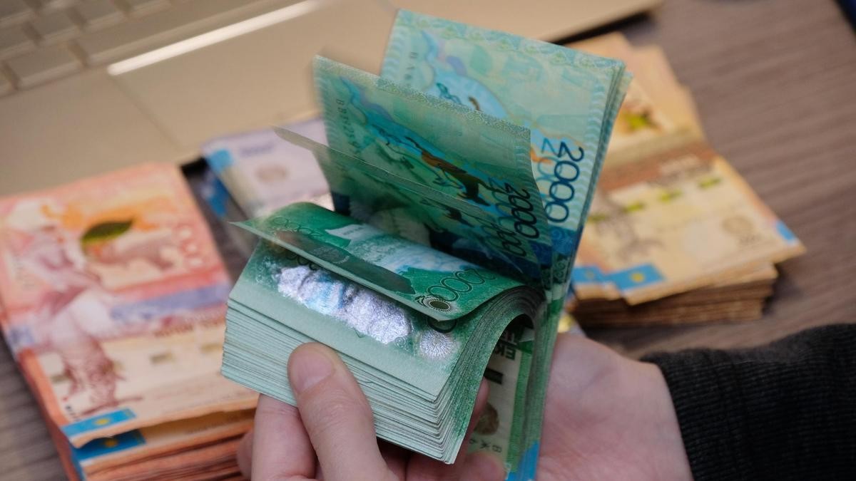 Жәрдемақыдан ерікті бас тарту: мемлекет әлеуметтік көмекті нақты мұқтажға бағыттайды
